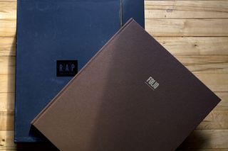 Bill Gold: Posterworks Original 2010 British Book Alternate Image