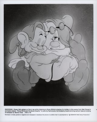 Snow White and the Seven Dwarfs Original R1987 U.S. Silver Gelatin Single-Weight Photo Set of 5 Alternate Image