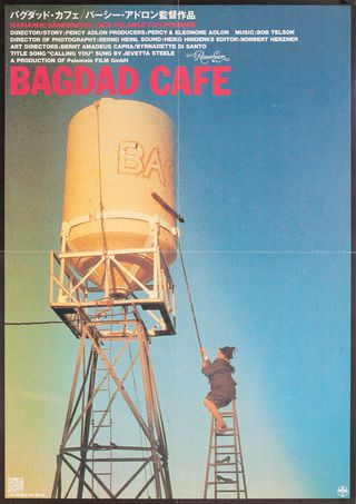 Poster Sur Toile 'Bagdad Cafe' - Décoration Murale Moderne 20x30 Cm - Impression Haute Qualité Pour Chambre, Salon, Bureau