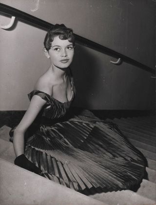 Brigitte Bardot Original 1960s French Wire services photo Alternate Image