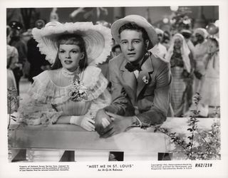 Meet Me in St. Louis Original R1962 U.S. Silver Gelatin Single-Weight Photo Set of 5 Alternate Image