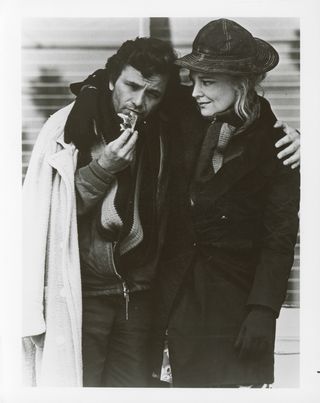 A Woman Under the Influence Original 1974 U.S. Press Kit Alternate Image