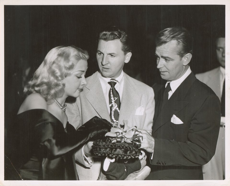 Variety Girl Original 1947 U.S. Candid Photo
