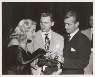 Variety Girl Original 1947 U.S. Candid Photo Alternate Image