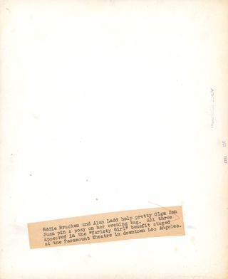 Variety Girl Original 1947 U.S. Candid Photo Alternate Image
